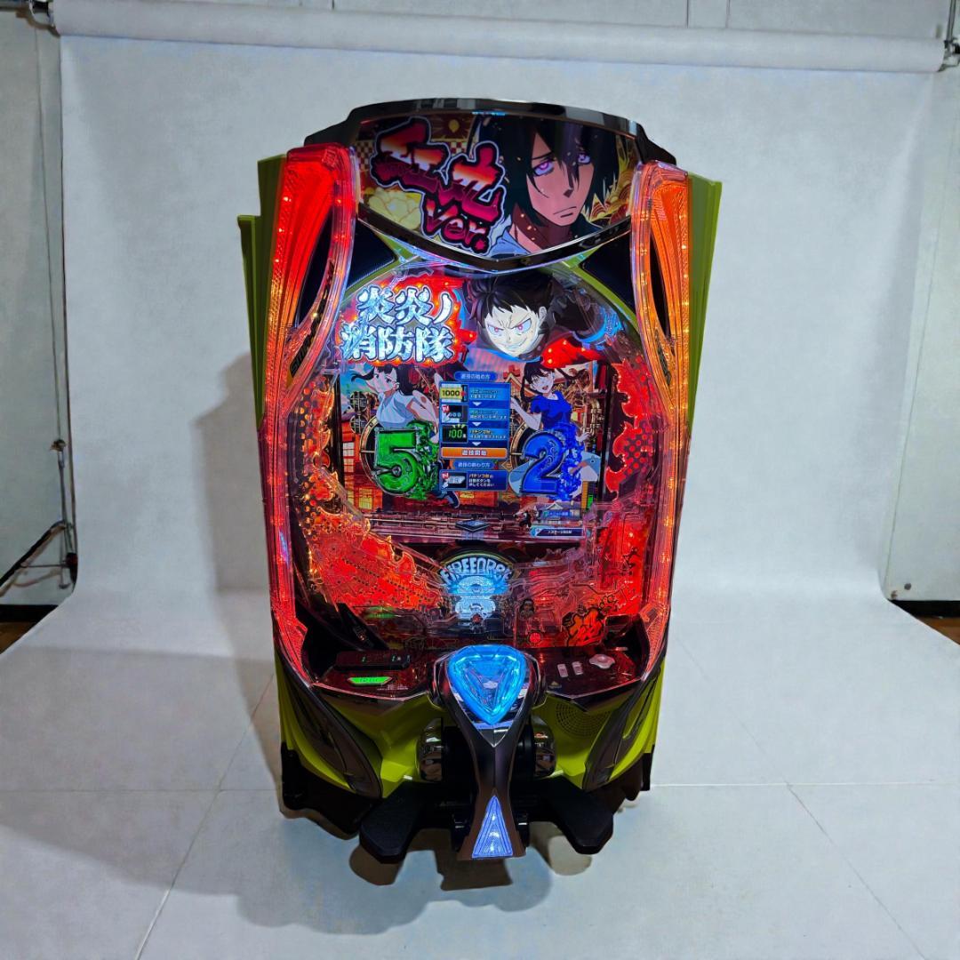 家庭用可 eF炎炎ノ消防隊2 紅丸ver. 実機 外付け配線・鍵・トランス付 SANKYO eフィーバー炎炎ノ消防隊2 紅丸ver. 中古パチンコ実機